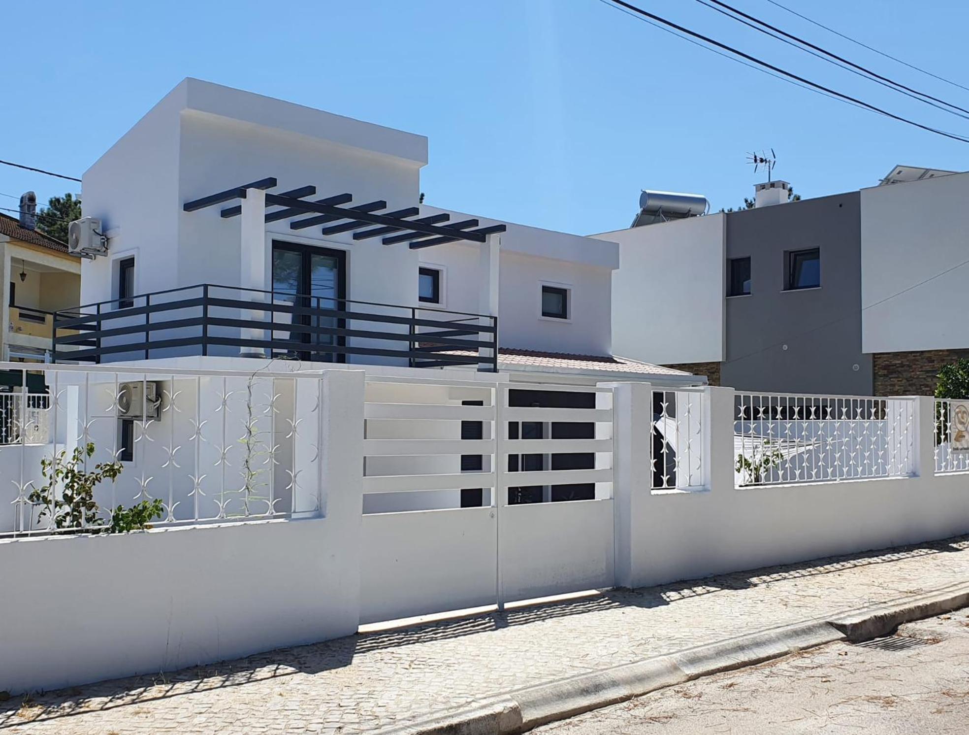 Вілла Aroeira House Екстер'єр фото